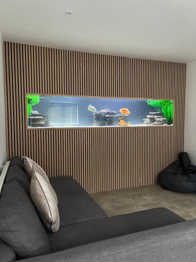 Terfyn Hall Aquarium Apartment 1 Prestatyn Bagian luar foto