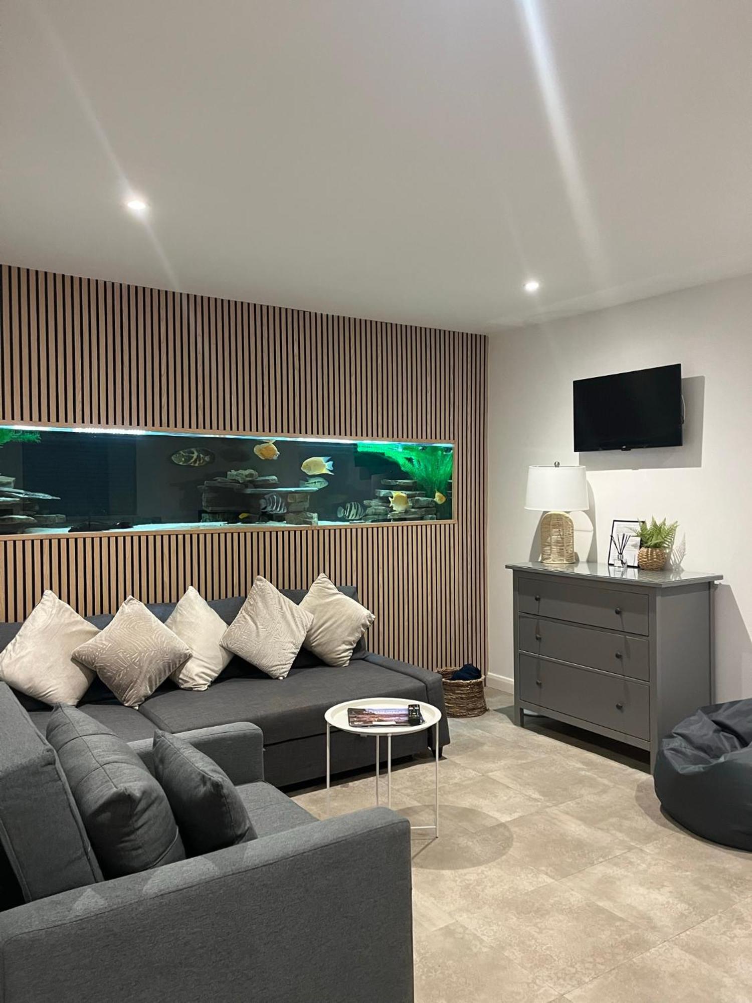 Terfyn Hall Aquarium Apartment 1 Prestatyn Bagian luar foto