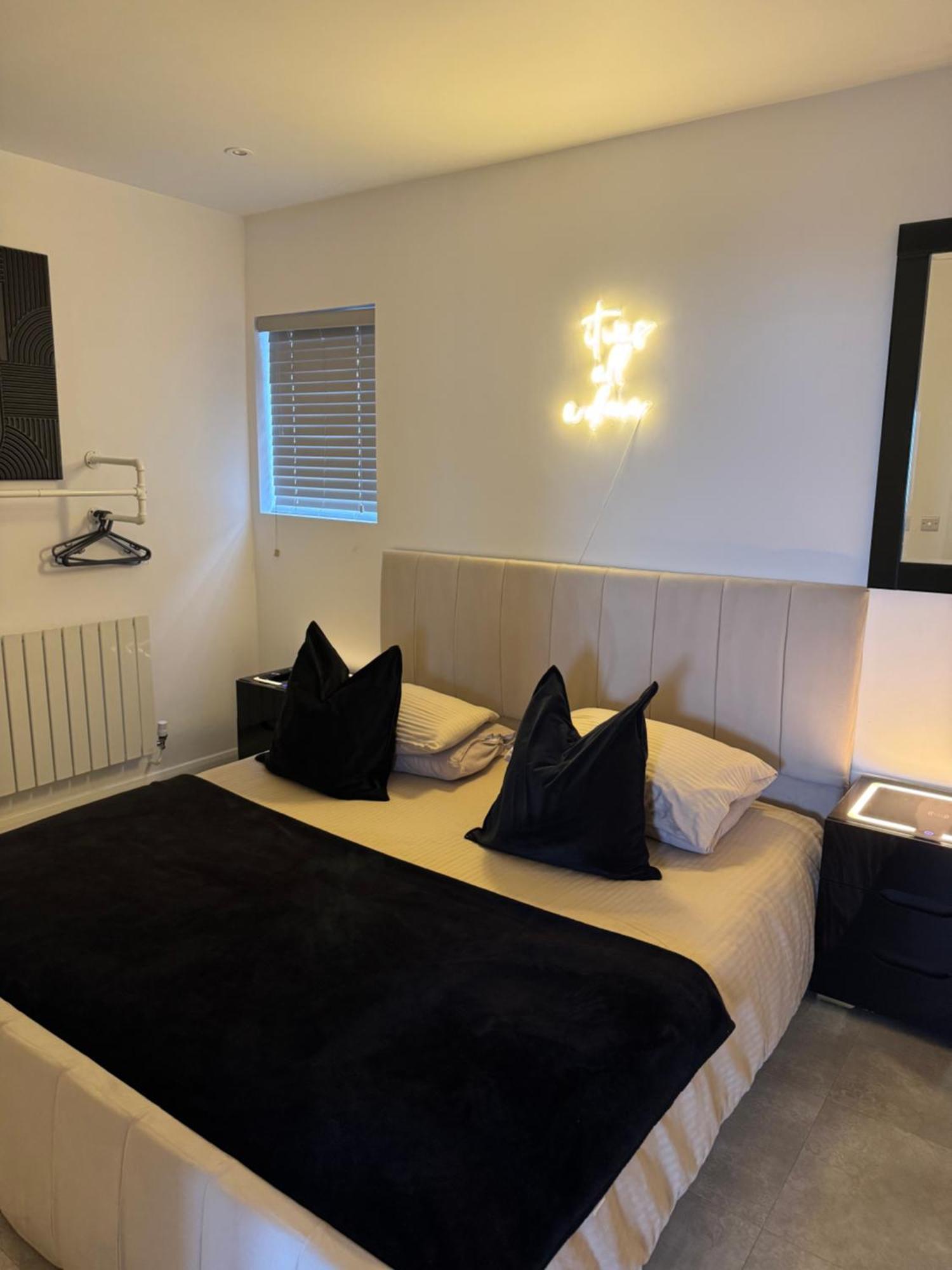 Terfyn Hall Aquarium Apartment 1 Prestatyn Bagian luar foto